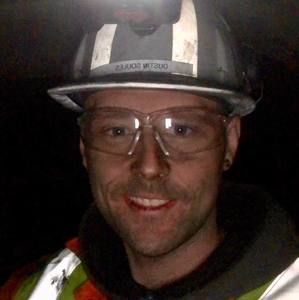 Meet your Posher, Dustin